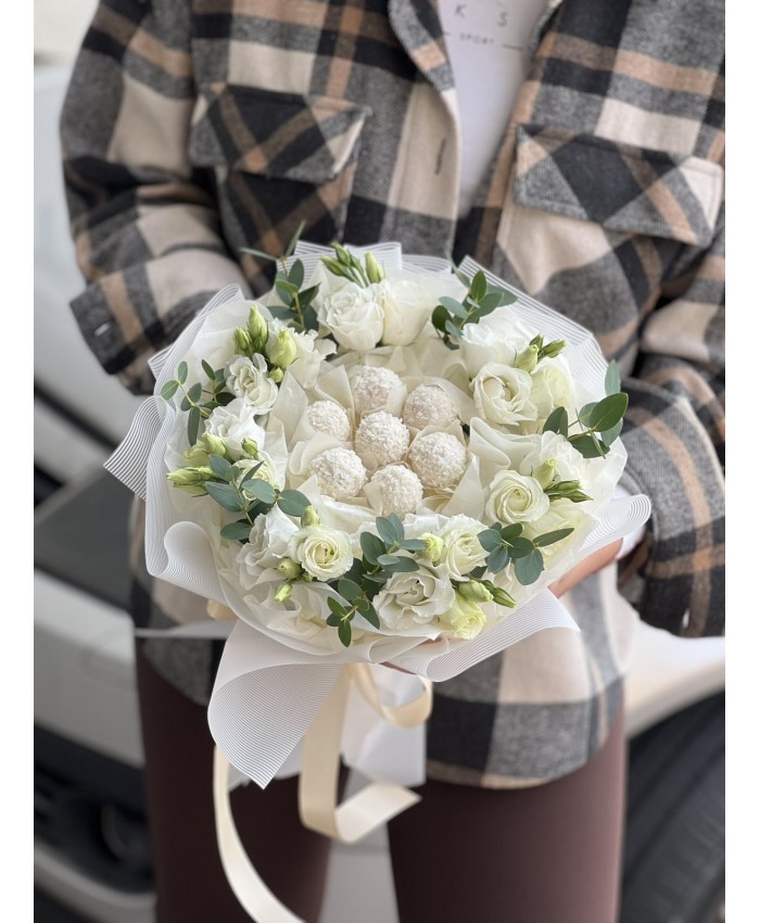 Букет с эустомой "Сладкий поцелуй"